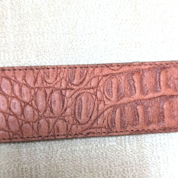 Genuine Leather Croc Embossed Brown Belt Gold & Silver Buckle and Tip Vintage - Picture 7 of 11